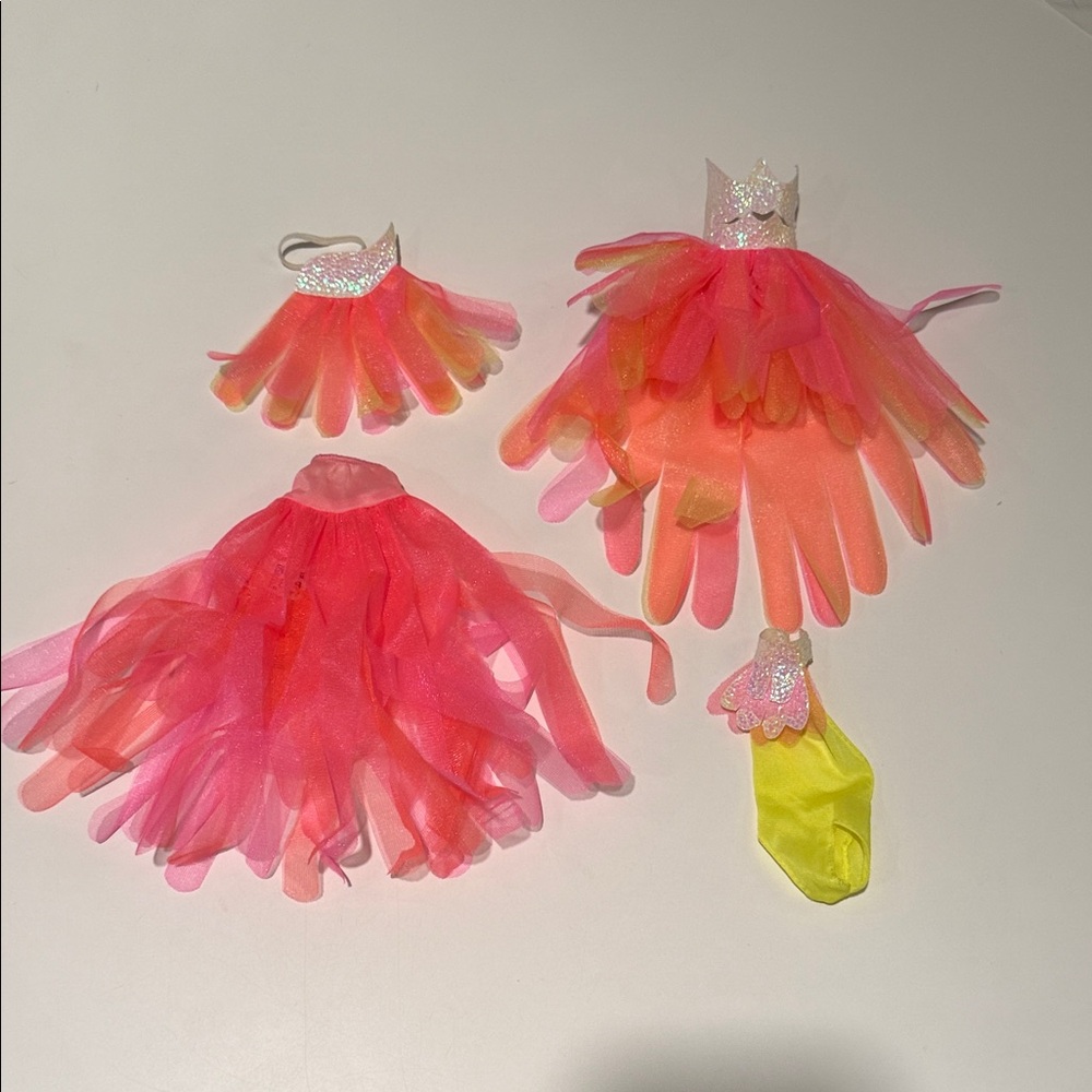 Barbie Colorful Dress-Up Set